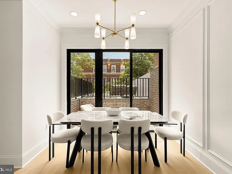 733 Euclid St NW #101 — Photo 19