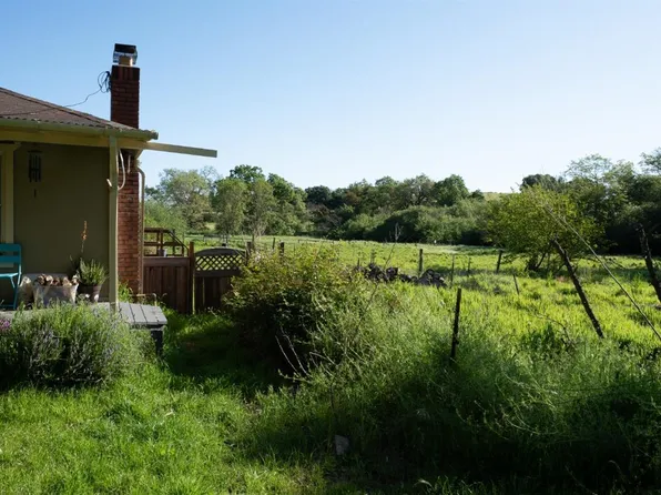 4395 Gravenstein Highway S, Sebastopol, CA 95472