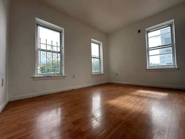 510 N 10th St #3 — Photo 1
