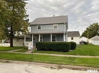 165 E Penn Ave, Roseville, IL