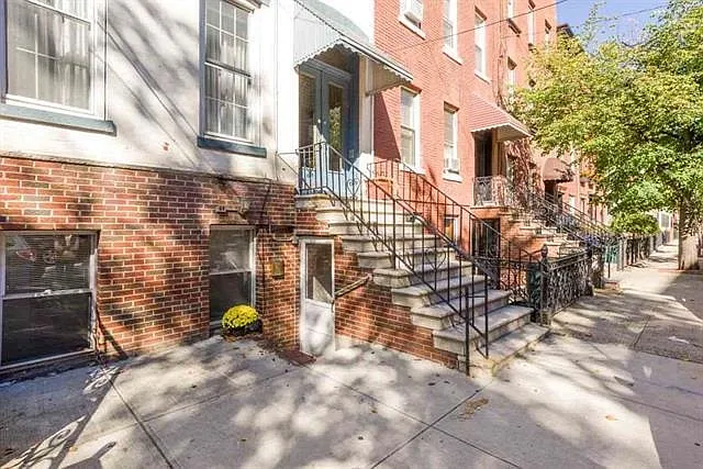 808 Garden St #3 — Photo 6