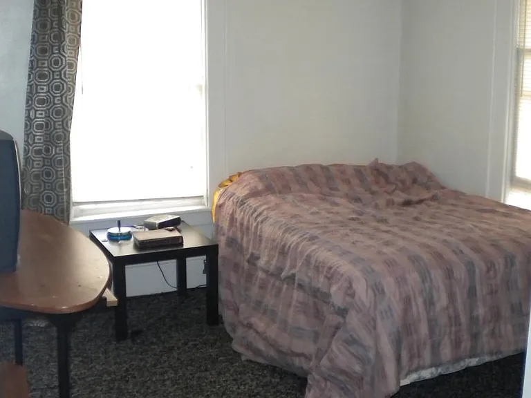114 S West St #3 — Photo 7
