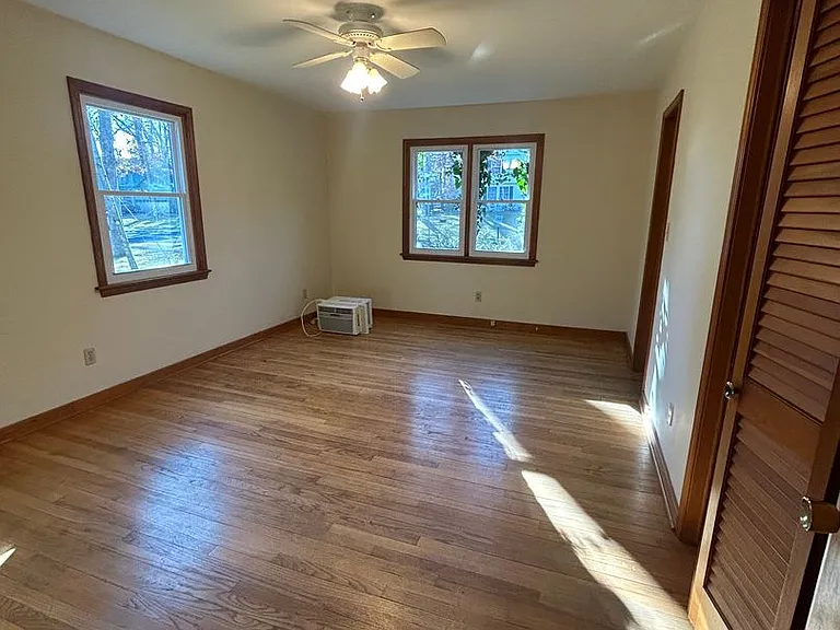 643 Wiltshire Dr — Photo 25