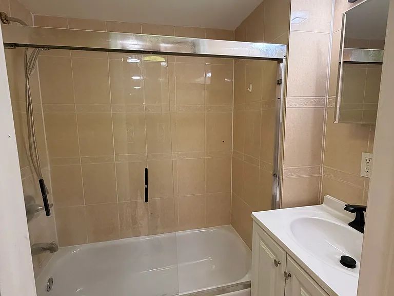 220 Neptune Ave #0 — Photo 6