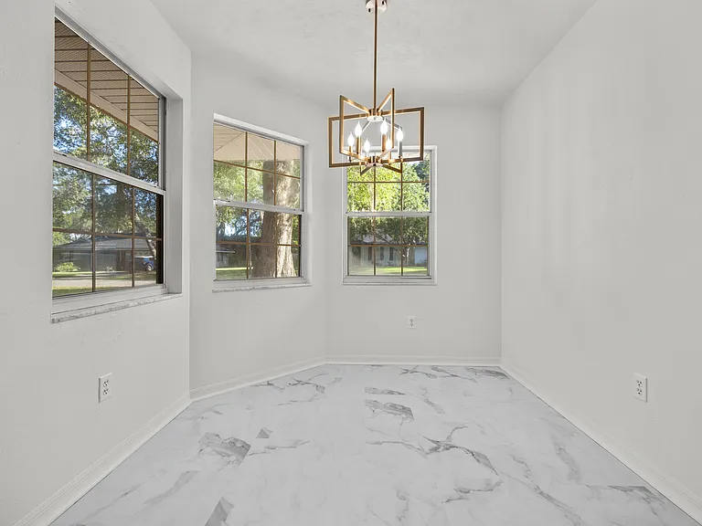 25321 SW 17th Ave — Photo 13