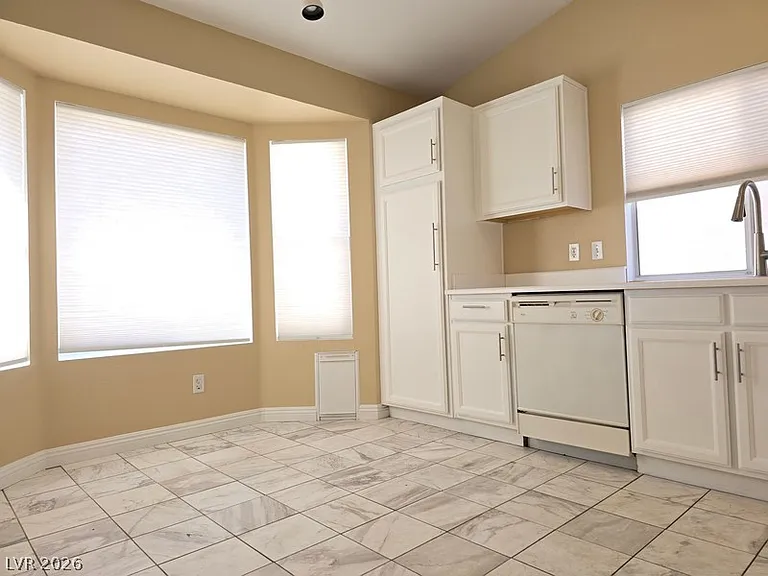 7217 Sun Cove Cir #0 — Photo 5