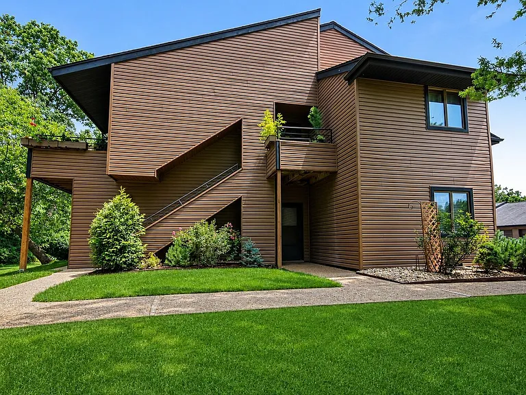 13831 Amiot Dr #A — Photo 2
