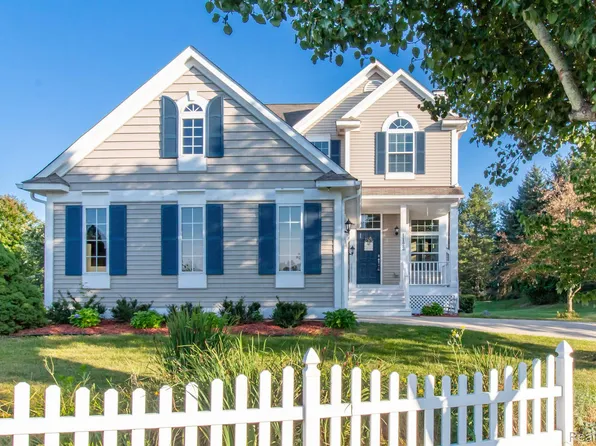1123 Fountain View Ln, Oxford, MI 48371