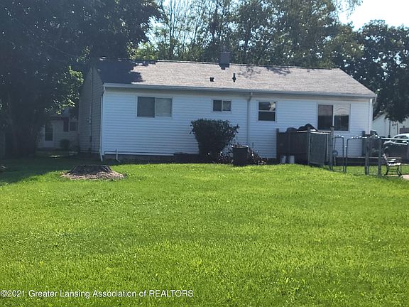 4th image of 3516 Brighton Dr