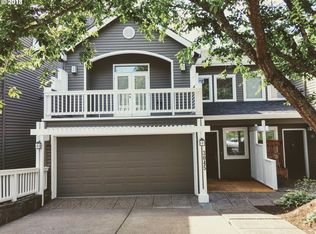 3045 Club House Ct, West Linn, OR 97068