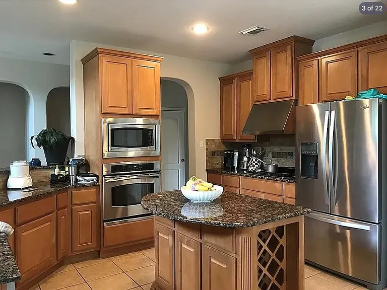 2443 Salorn Way — Photo 9