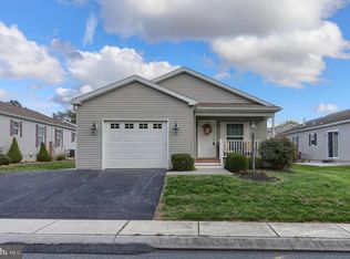 4 Millard Dr, Annville, PA 17003