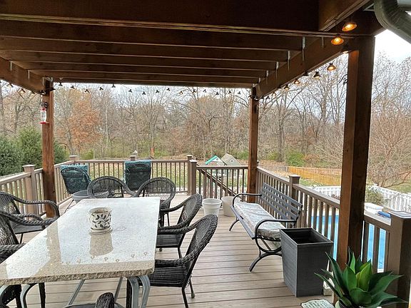 5th image of 1788 Red Oak Ct