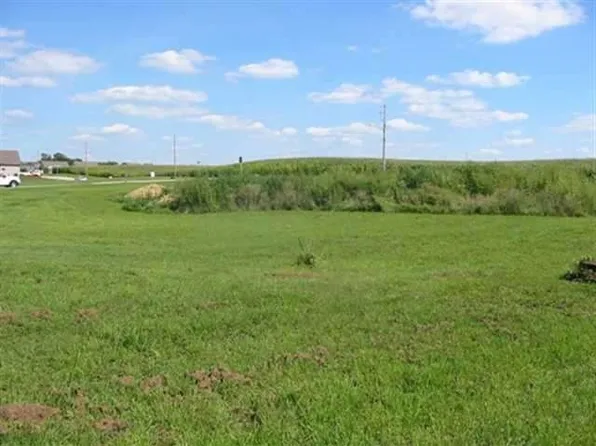 1108 2nd St W, Orion, IL 61273