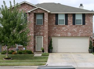 5109 Cliff Oaks Dr, Fort Worth, TX 76179