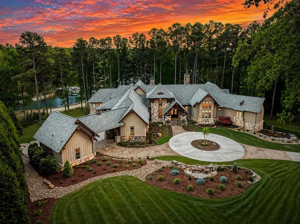 171 White Horse Dr, Mooresville, NC 28117