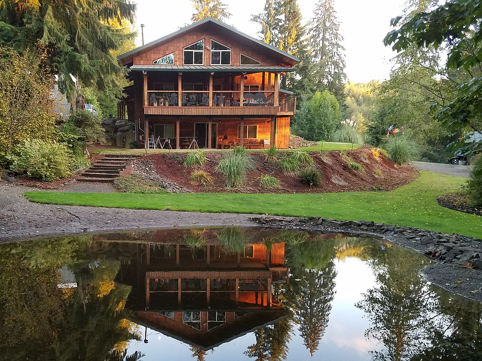 1st image of 28120 NE Thompson Cir