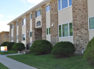 2113 N Kavaney Dr APT 7, Bismarck, ND 58501