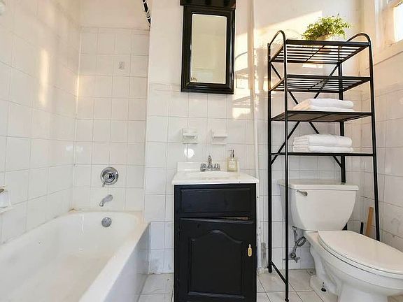 5th image of 329 S 4th St #1A