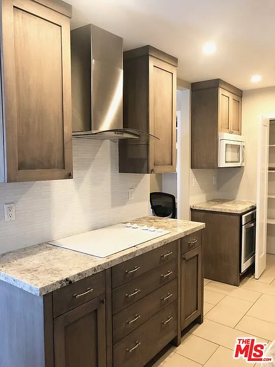1 bed, 1.0 bath, 767 sqft, $3,200 — Photo 4