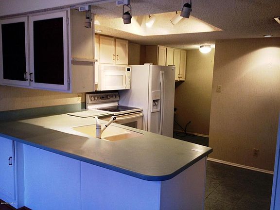 5th image of 6145 Lake Tahoe Dr