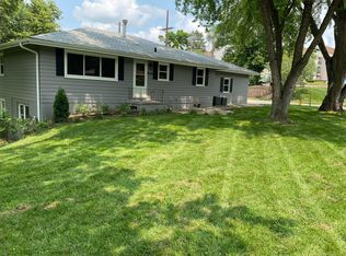 2004 N 75th St, Omaha, NE 68134