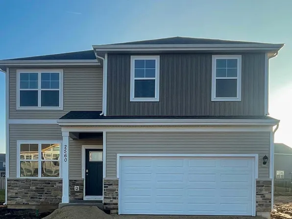 2560 Tahoe Ln, Pingree Grove, IL 60140