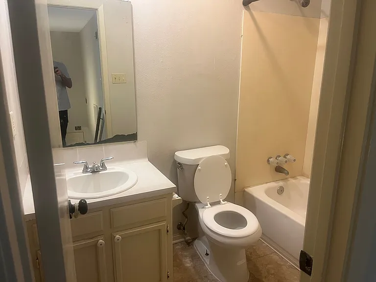 15931A Woodlawn Acres Ave — Photo 6