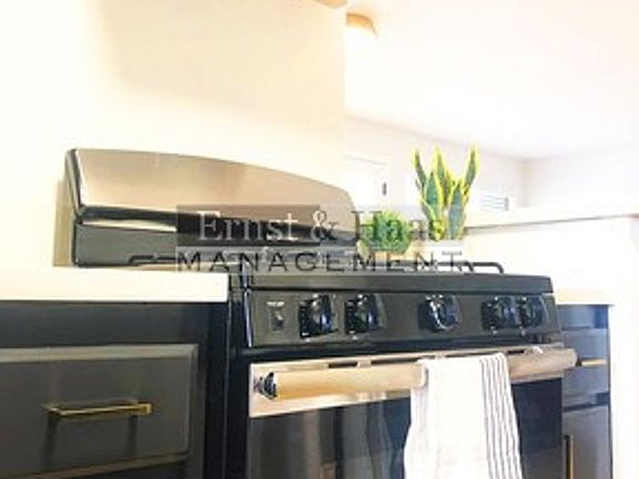 5th image of 243 Temple Ave APT 1