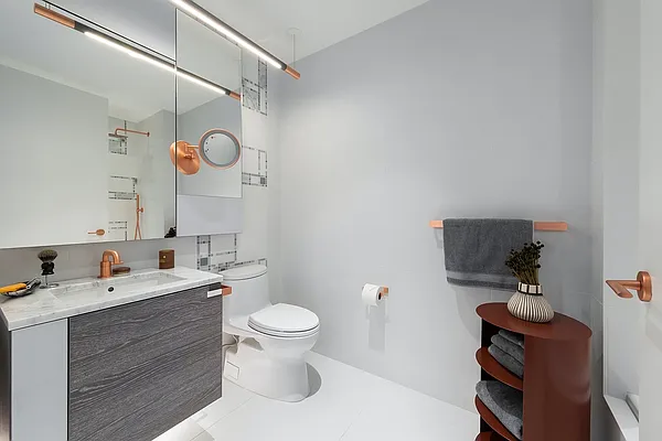 Sold by Extell Marketing Group | media 47