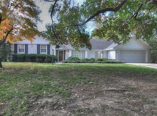 53 E 107th Ter, Kansas City, MO 64114