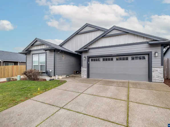 2421 Mountain River Dr, Lebanon, OR 97355