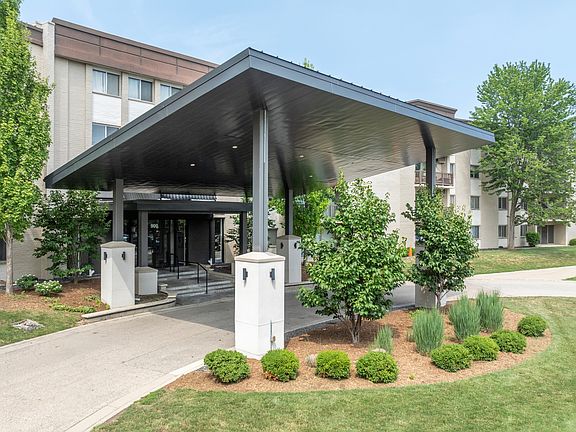 Stonebridge-of-Arlington-Heights (3)
