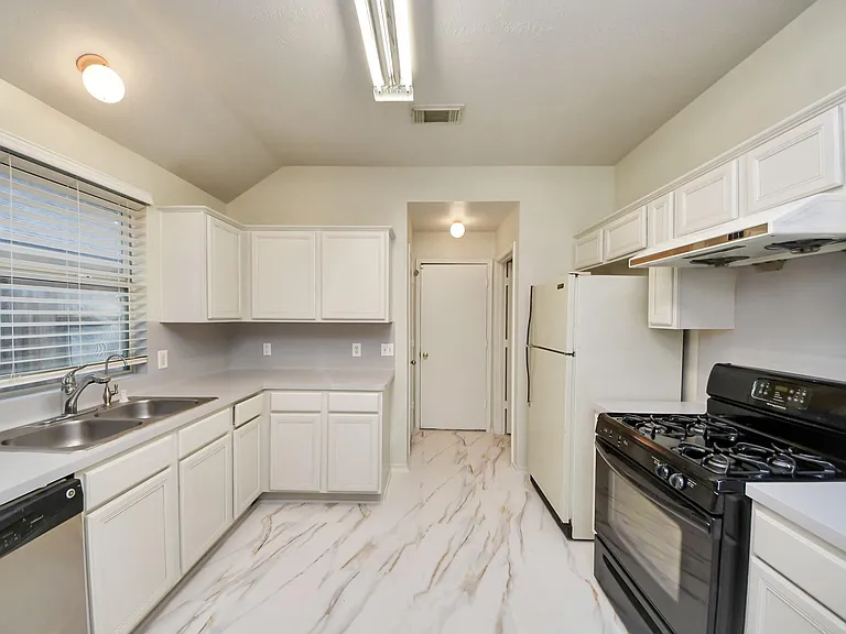 4235 Custer Creek Dr — Photo 18