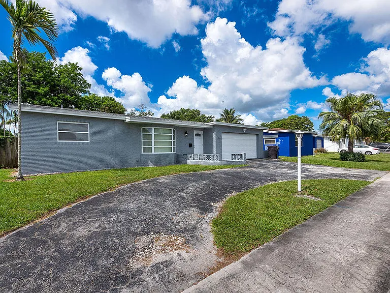 3400 NW 39th Ave — Photo 35