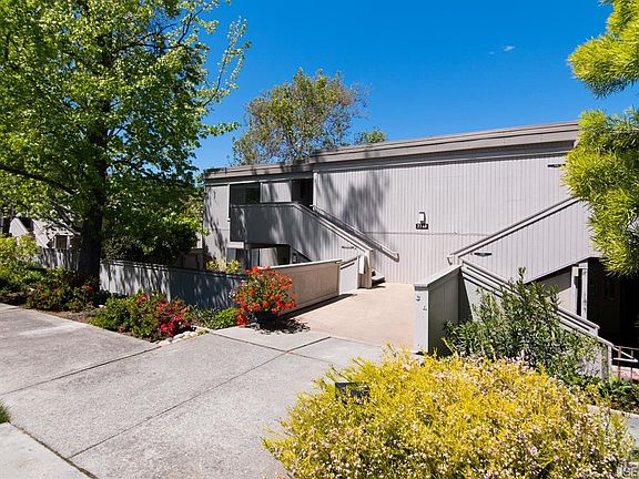 5th image of 2740 Tice Creek Dr APT 1