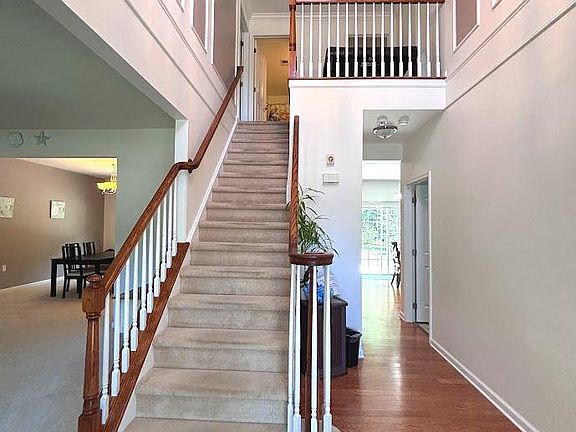 2nd image of 54 Ettie Dr