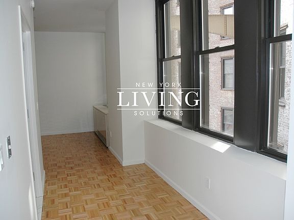 4th image of 15 Park Row APT 23C