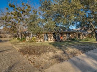 1405 Carriage Ln, Garland, TX