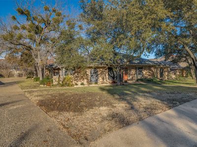 1405 Carriage Ln, Garland, TX, 75043