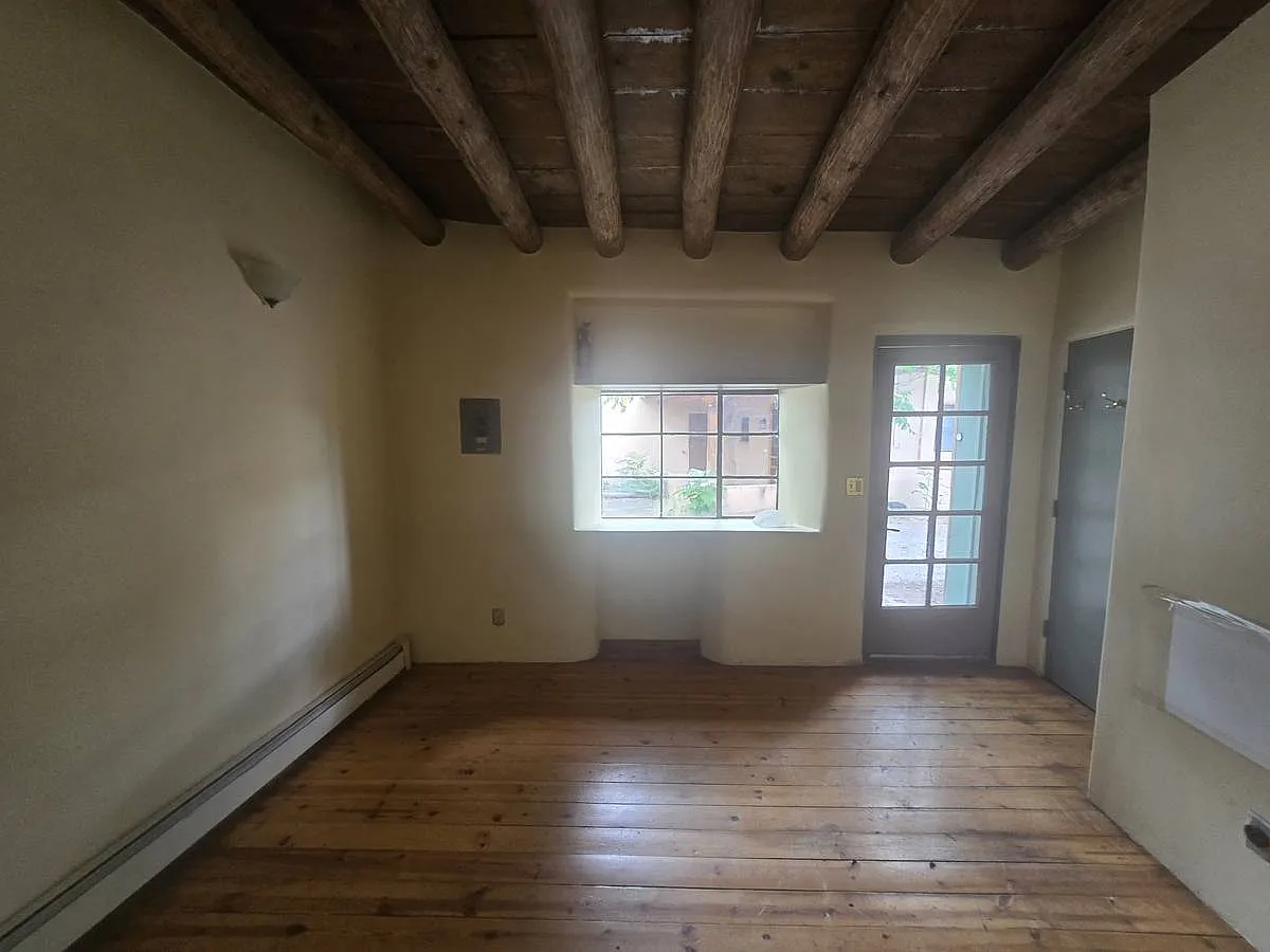 2 bed, 1500 sqft, $1,950 — Photo 2