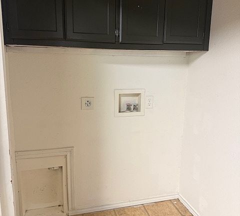 5th image of 4213 Magnolia St