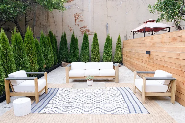 Sold by Compass | media 30