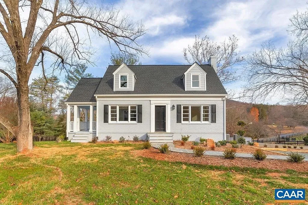2191 Wisteria Dr photo 1