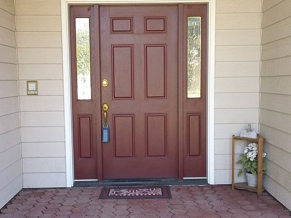 3rd image of 1318 Bryant Ave