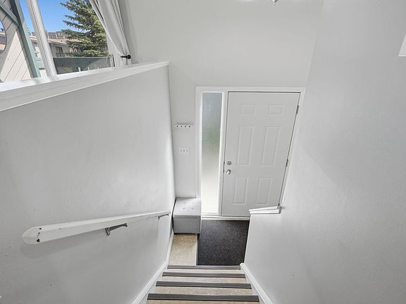 4th image of 6431 180th St NW