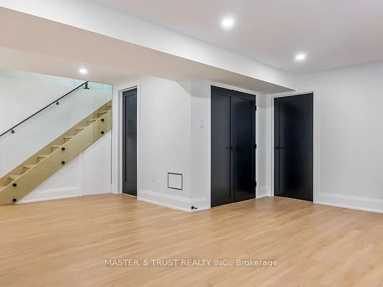 319 Beechfield Rd #2 — Photo 30