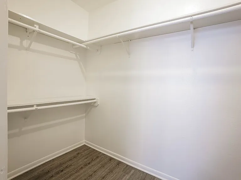 10919 Skybird Dr — Photo 15