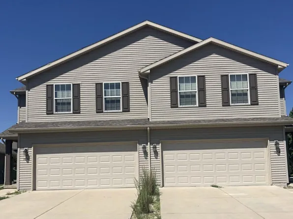 1653 Belclare Rd, Normal, IL 61761