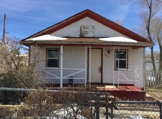 1008 3rd St, Reliance, WY 82943